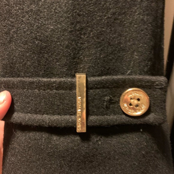 Coat - Picture 6 of 8